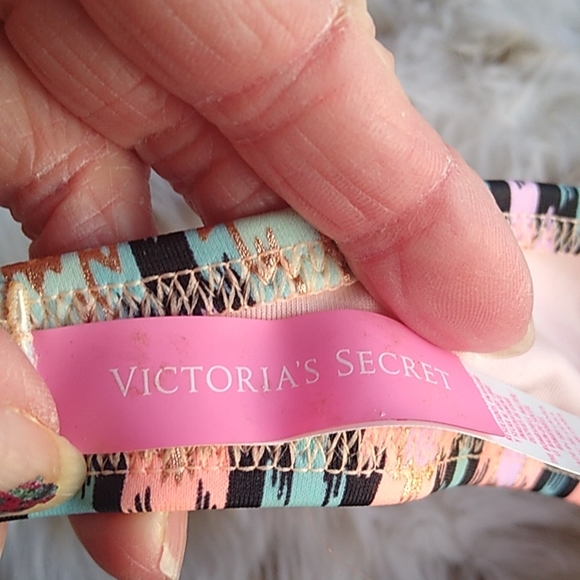 Victorias Secret Bikini Top Pushup Padded top - Picture 3 of 6